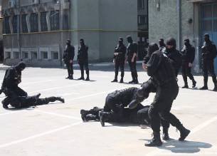 Exerciţiu demonstrativ al poliţiştilor Serviciului …