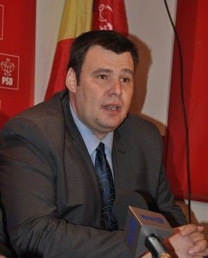 Candidatul PSD la Primăria Botoşani promite 10.000 de locuri de muncă şi asfaltarea a 100 km de drumuri