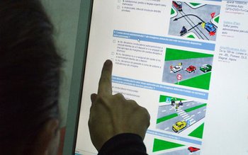 Noua Lege a circulaţiei: examen …