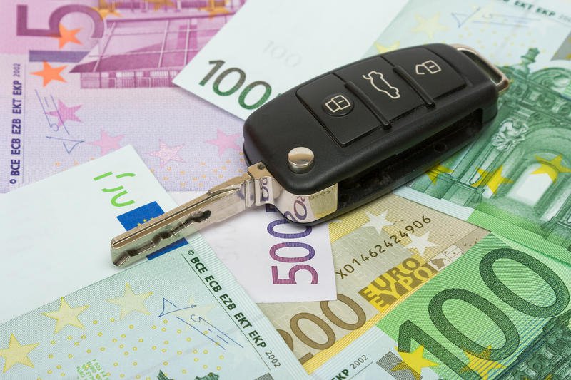 Taxa auto va fi plătită la prima vânzare