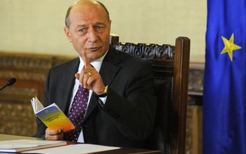 Război între USL şi Băsescu …