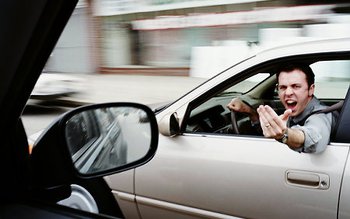 Presa italiană: şoferii români au …