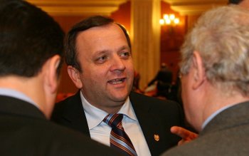 Circulare în PDL. La muncă, …