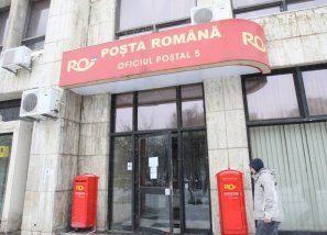 Poşta dă afară 1.400 de oameni şi reziliază contracte de 440 milioane de euro