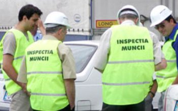 Muncitori la negru prinși la …