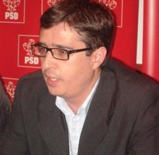 Andrei Dolineaschi: Comasarea alegerilor încalcă …