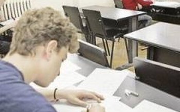 Bac 2011: Elevii au suţinut …