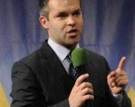 Funeriu le cere părinților să …