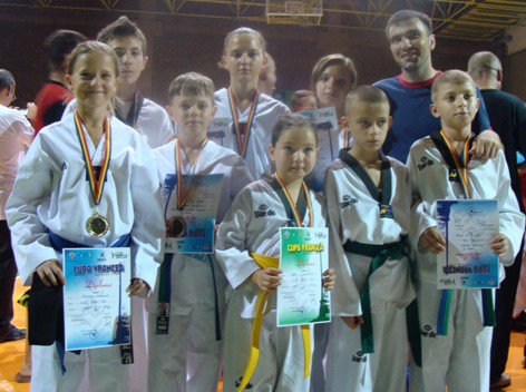 Clubul Sportiv Total Taekwondo Botoşani: Sportivi premiaţi la Cupa Vrancea