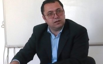 Profesorii botoşăneni părăsesc țara pentru …