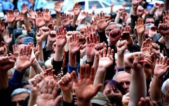 Consiliul Județean pichetat de peste …