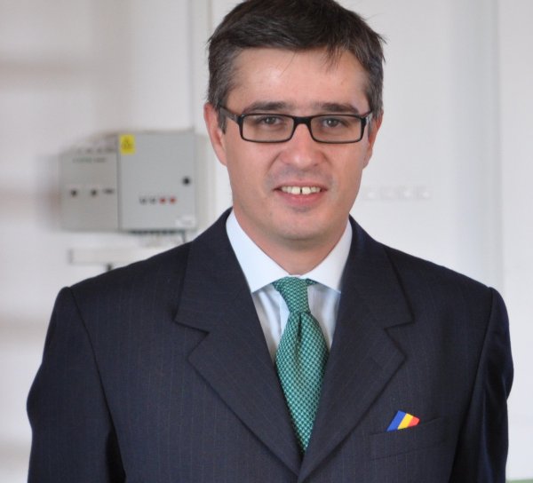 Deputatul Andrei Dolineaschi prezent la inaugurarea Sălii Polivalente din Dorohoi - VIDEO