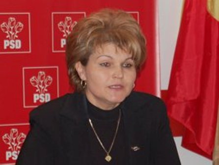 De Ziua Educaţiei, Mihaela Huncă cere respect pentru profesorii botoşăneni