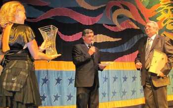 Teatrul “Mihai Eminescu” - Folk, …