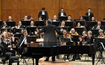 Astăzi pe scena Filarmonicii din …