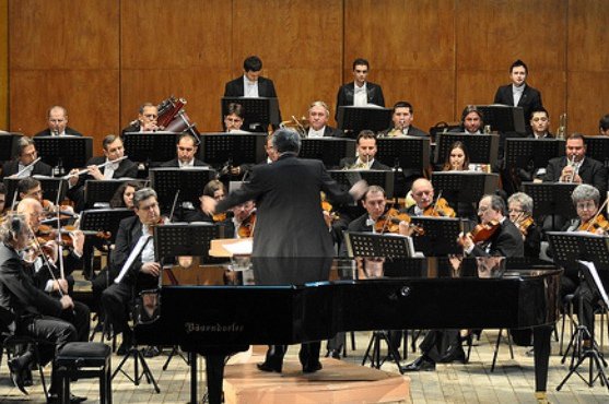 Astăzi pe scena Filarmonicii din Botoșani - Concert sub bagheta lui Daniel Manasi