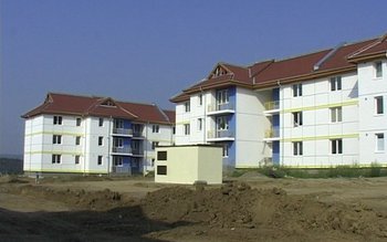 Lipsa utilitaților fac nelocuibile locuinţele …