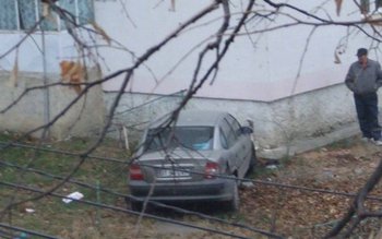 Datorită inconștienței a ajuns cu …