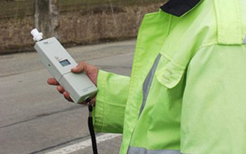 Cercetaţi penal pentru conducere sub …