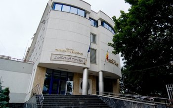 Magistraţii Tribunalului Botoşani au început …