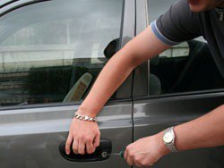 Autoturism furat în Italia, depistat …