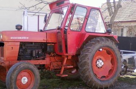 A ieșit la plimbare cu tractorul deși nu avea permis