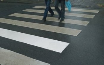 Tânără accidentată pe trecerea de …