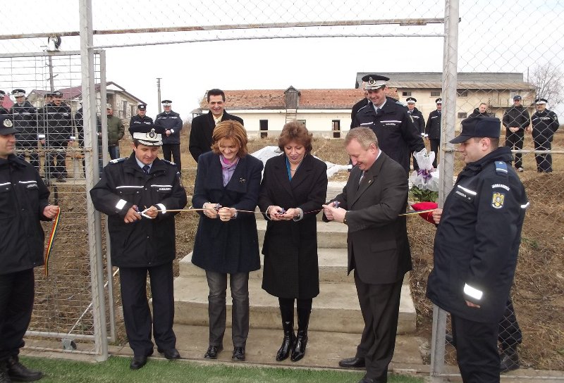 Astăzi a fost inaugurat terenul de sport multifuncţional al Inspectoratului de Jandarmi Judeţean Botoşani