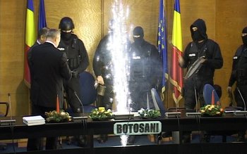 “Mascaţii” Poliției au descins la …