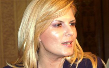 Udrea: Îmi doresc un copil, …