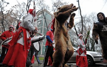 Așa-i datina străbună, eveniment, Vârfu …