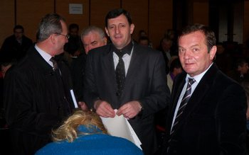 Vezi care primari au cele …