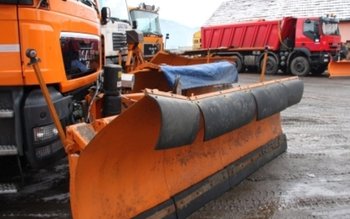 Șase utilaje de deszăpezire scoase …