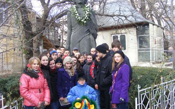 Aniversarea poetului Mihai Eminescu sărbătorită …