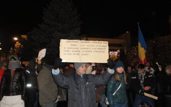 Protestul din Piața Revoluției s-a …
