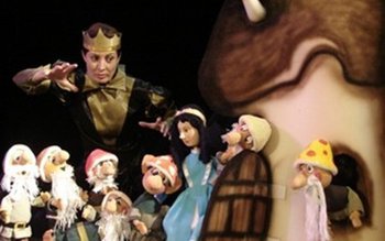 Astăzi pe scena Teatrului “Vasilache” …