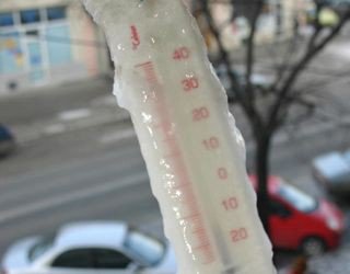 Atenţie! Vin temperaturi de până la -25 de grade