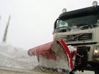 Zăpada a cauzat primele probleme pe drumuri