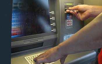 Atenție: BRD întrerupe temporar sistemul …