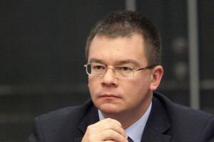Directorul SIE, Mihai Răzvan Ungureanu, desemnat pentru formarea Guvernului
