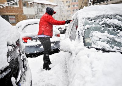 Maşinile parcate neregulamentar nu vor mai fi blocate