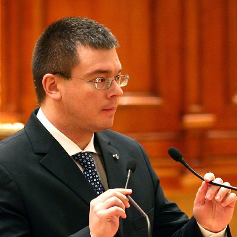 Bunicii şi socrii noului premier sunt din Botoşani