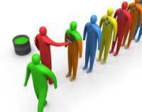 Liberalii spun că primarii din …