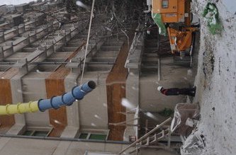 Reabilitare cu peripeţii a Spitalului …