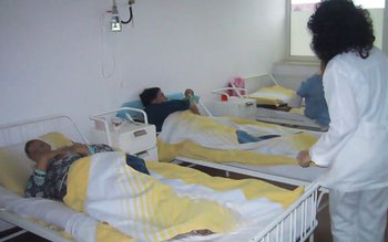 Bolnavi puşi la plată de …