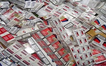 Ţigări de contrabandă transportate cu …
