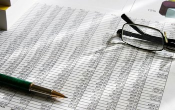 Patroni urmăriţi penal pentru neplata …