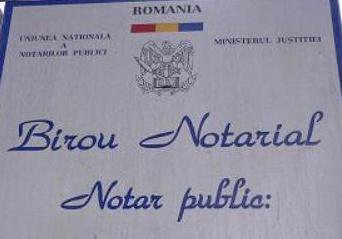 Guvernul a eliminat onorariile minime stabilite pentru notari