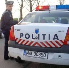 Minoră accidentată după s-a angajat în traversarea străzii prin loc nepermis