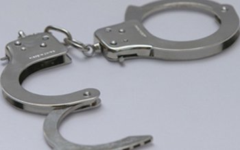 Reținuți pentru săvârşirea unei infracţiuni …